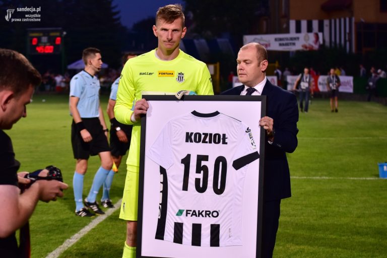 Bramkarz Sandecji: „Fani będą siedzieć razem, będzie głośno”