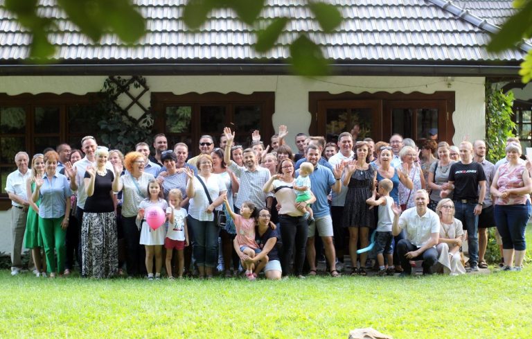 Urodziło się osiemnaście lat temu, aby zmieniać świat! Jest już pełnoletnie!
