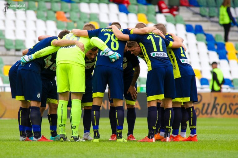Sandecja gra dziś z królami wyjazdów! To może być ciężki mecz