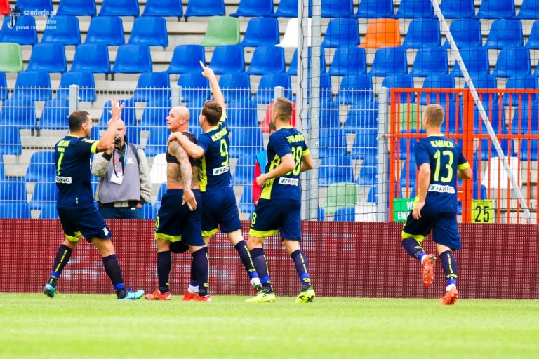 Sandecja. Snajper odpłacił się golem za zaufanie