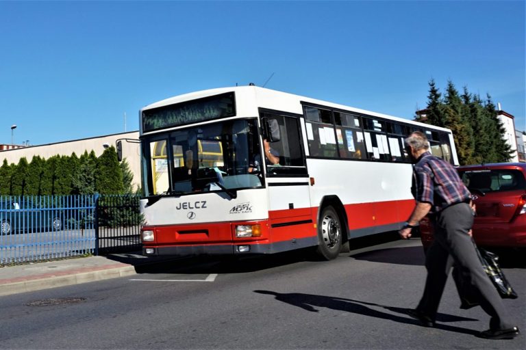 Darmowy autobus dla sądeczan po 70. urodzinach