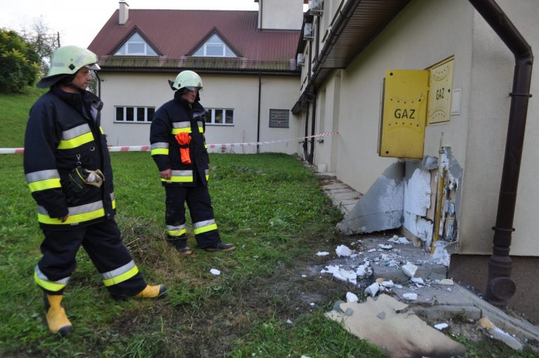 Płonęła elewacja Ośrodka Zdrowia w Korzennej