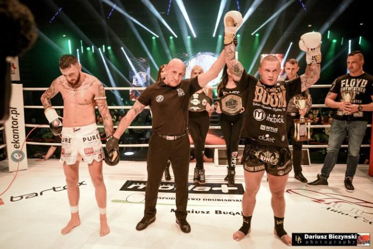 Kickboxing. Polak z Niemcem w Nowym Sączu powalczą o pas mistrza!