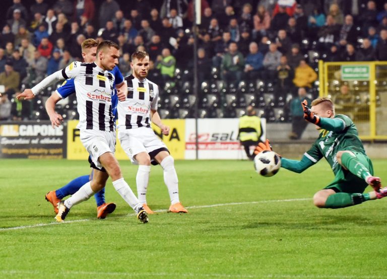 Chmiel, Flaszka i trzy punkty dla Sandecji
