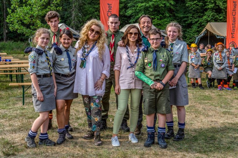 Uczestnicy show MasterChef gotowali dla sądeckich harcerzy