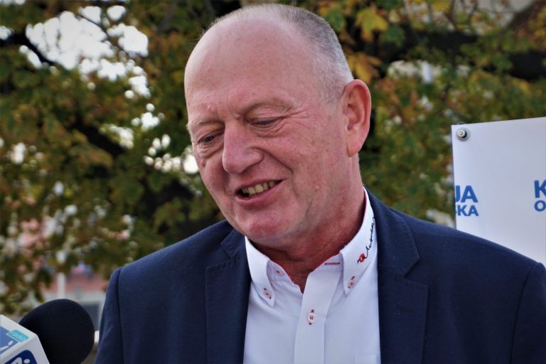 Leszek Zegzda o sondażu dr Poręby: te badania kompromitują tego, który je prezentuje