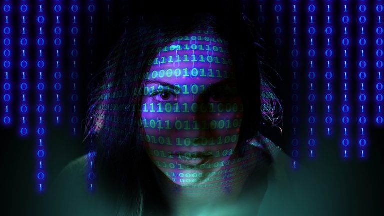 WSB-NLU łowi informatyczne talenty. Trwa konkurs GENIUSZ IT