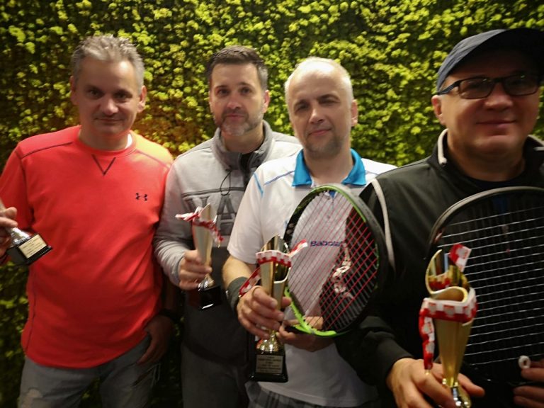 Tenis ziemny. Mężczyźni zagrali w debla