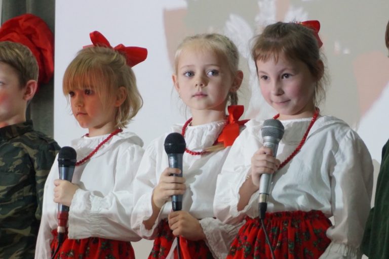 Lekcja historii czyli jak sądeckie dzieciaki świętują setną rocznicę odzyskania niepodległości