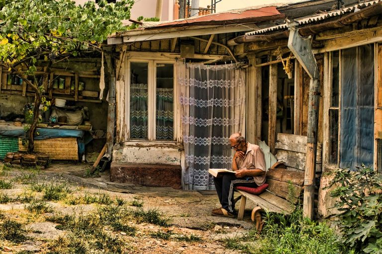 O tym, jak dwaj fotograficy przypadkiem spotkali się w Gruzji, czyli wystawa prac Andrzeja Klimkowskiego i Janusza Miczka