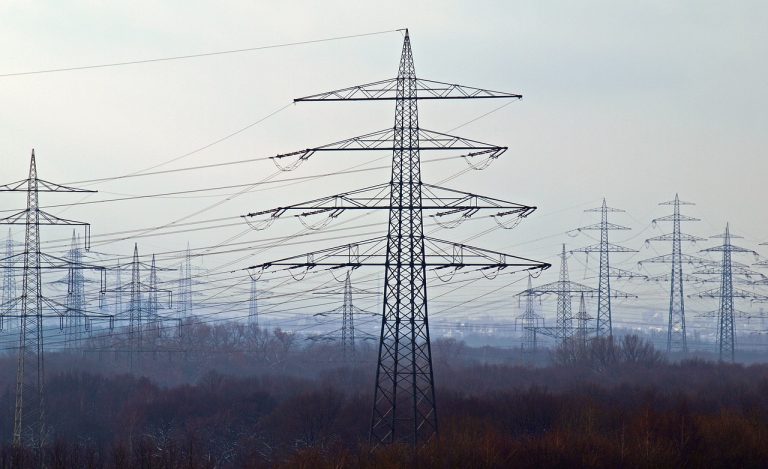 Od dzisiaj kolejne przerwy w dostawie prądu. Na liście cała Sądecczyzna i okolice