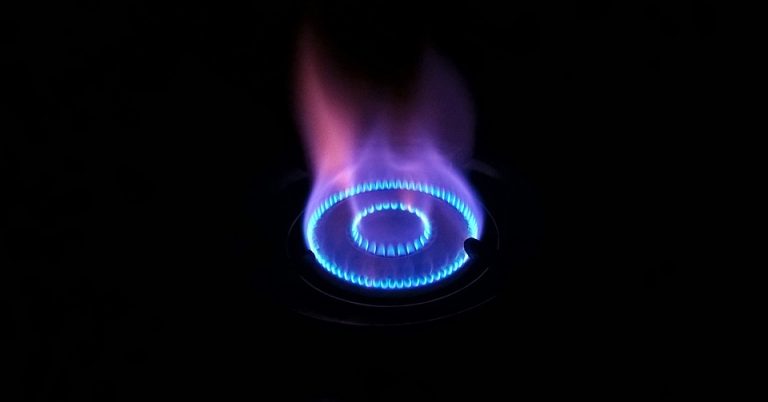 Nowy Sącz, ul. Krakowska: w kamienicy wybuchł gaz. Mieszkańców ewakuowano