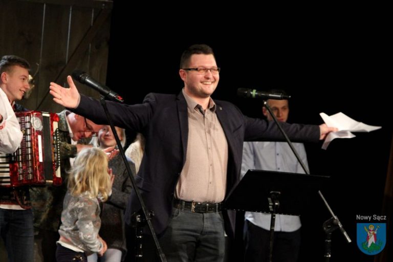 Ale szopka! Dariusz Izworski dostał wypowiedzenie