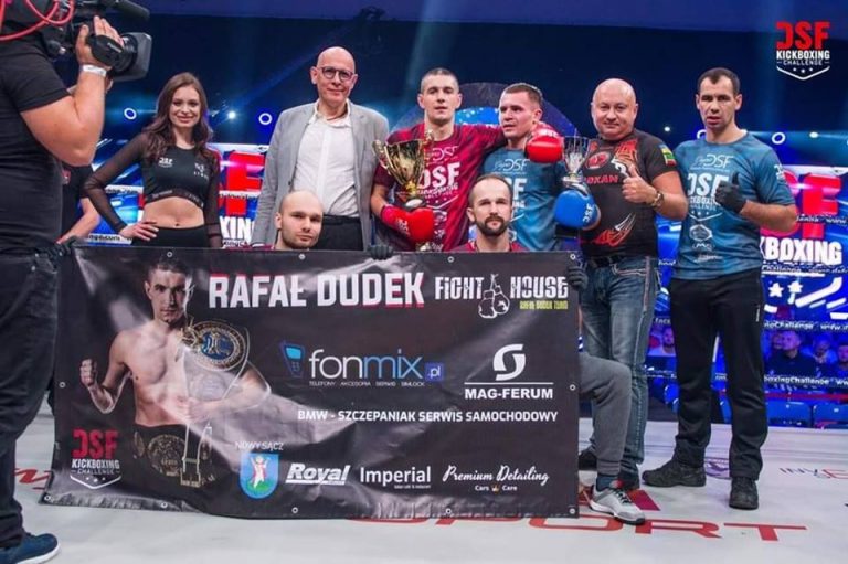 Kickboxing. Wojownik Fight House z pasem! „Zabrało nam wenę!”