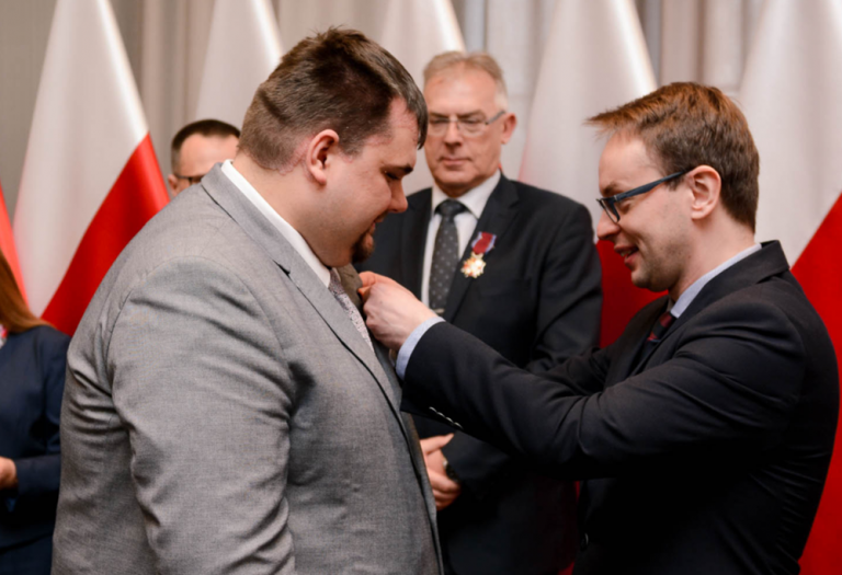 Patryk Wicher odznaczony Brązowym Krzyżem Zasługi