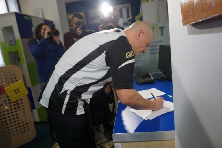 Kibice Sandecji! Można już podpisać się pod apelem do premiera Morawieckiego w sprawie stadionu