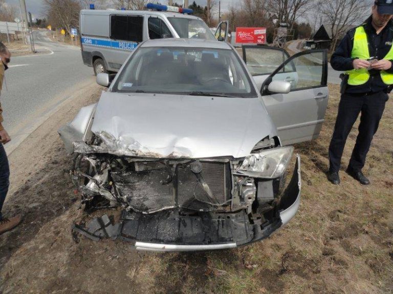 Kolizja na skrzyżowaniu DK 75 z drogą wojewódzką