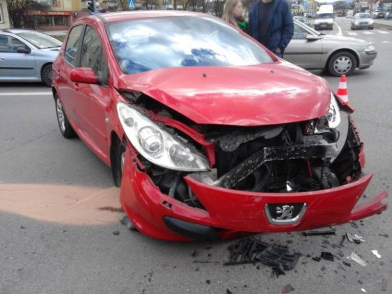 Nowy Sącz: Peugeot w starciu ze Skodą