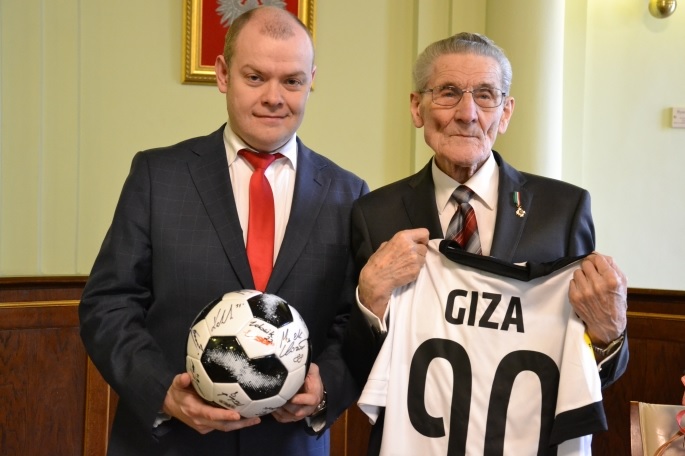 Były bramkarz Sandecji skończył 90 lat!