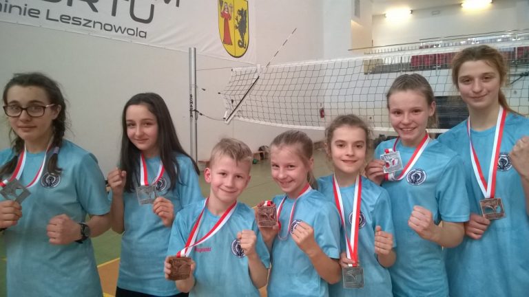 Kickboxing. Grad sukcesów zawodników nowosądeckiego UKS Evan!