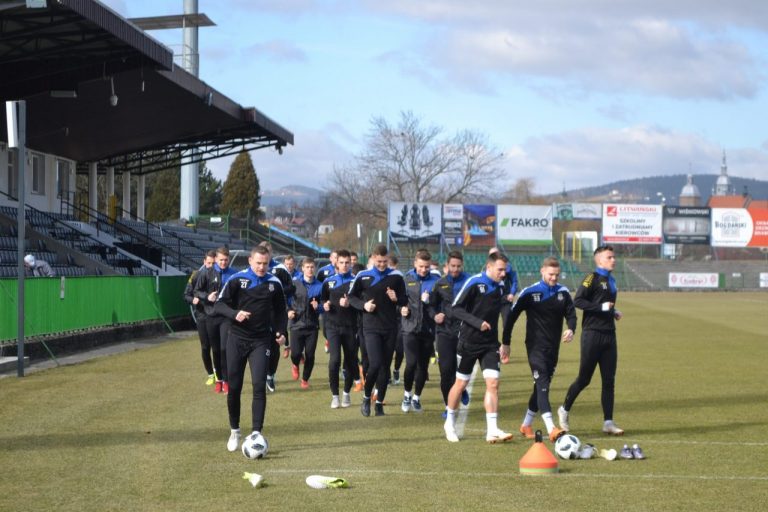 Wychowanek Sandecji na topie!