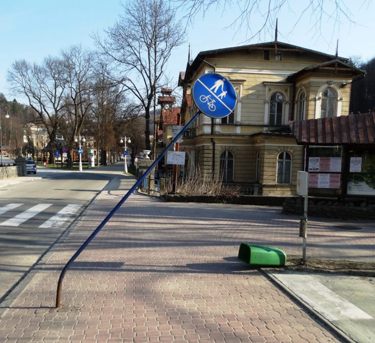 Niszczyli, co spotkali na swojej drodze. Czeka ich kara