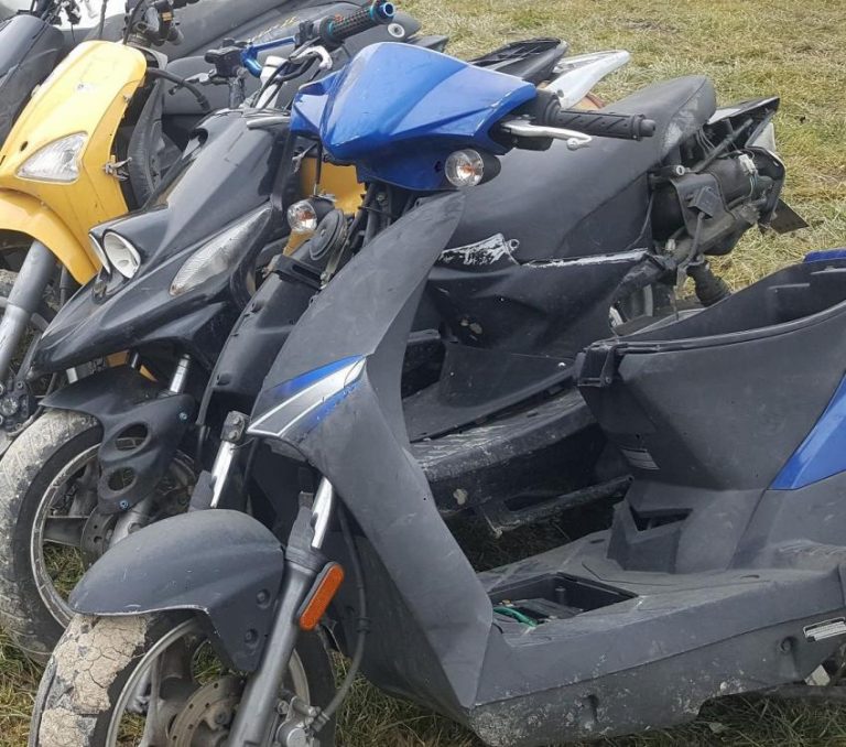 Młodzi złodzieje skuterów w rękach policji