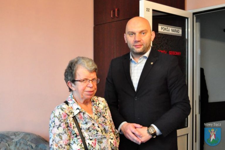 Nowy Sącz: podopieczna DPS podarowała miastu mieszkanie
