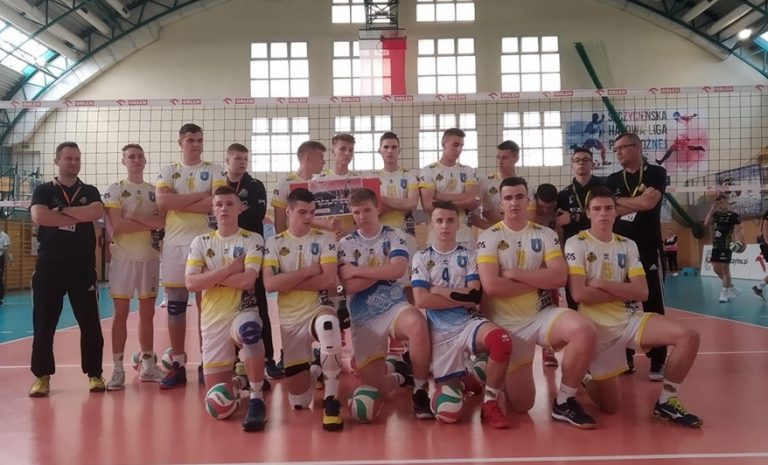 Siatkówka. Zły początek naszych reprezentantów na Mistrzostwach Polski [Transmisja LIVE]