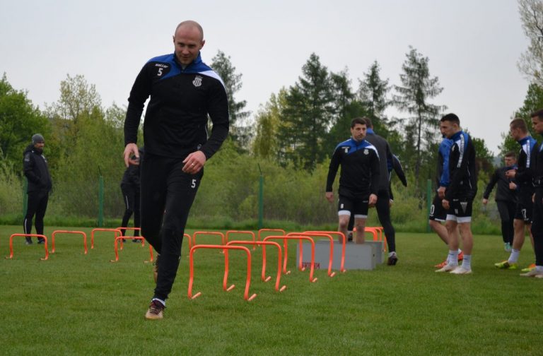 Kapitan Sandecji przechodzi rehabilitację i wraca do zdrowia!