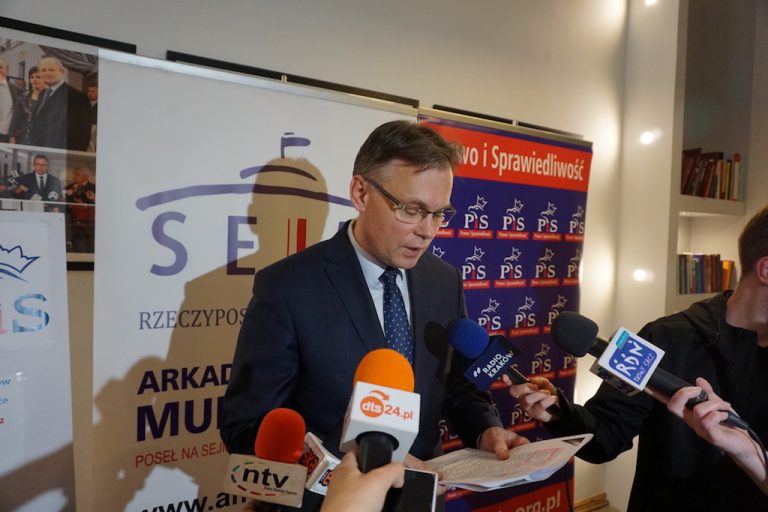 Oficjalne wyniki wyborów: Arkadiusz Mularczyk jednak bez mandatu europosła