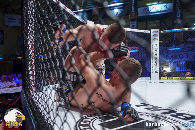MMA. Sądecki wojownik walczył w Radomiu i pokazał klasę! [Zdjęcia]