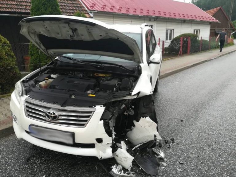 Barcice: czołówka dwóch samochodów. Jedna osoba poszkodowana