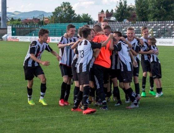 Dwa zespoły Akademii Sandecja walczą o awans do elitarnych rozgrywek!