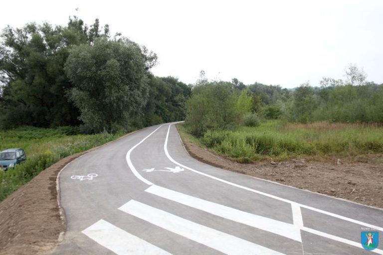 Nowa ścieżka dla rowerzystów i pieszych nad Kamienicą oddana do użytku