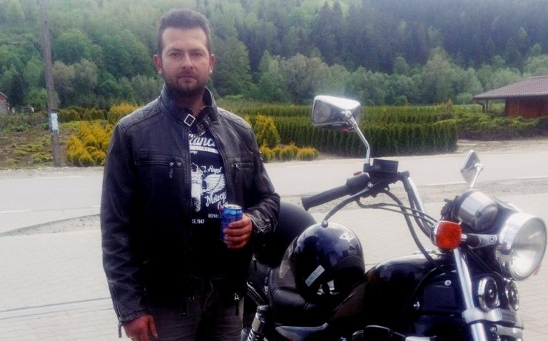 Marek stracił żonę i sam walczy o życie. Przyjaciele apelują o pomoc!