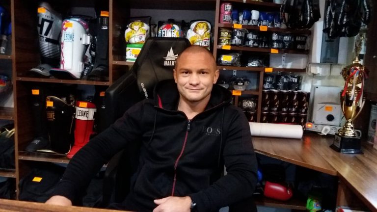 Kickboxing. „Boom Boom” Pławecki powalczy z kimś innym. Jego rywal zrezygnował
