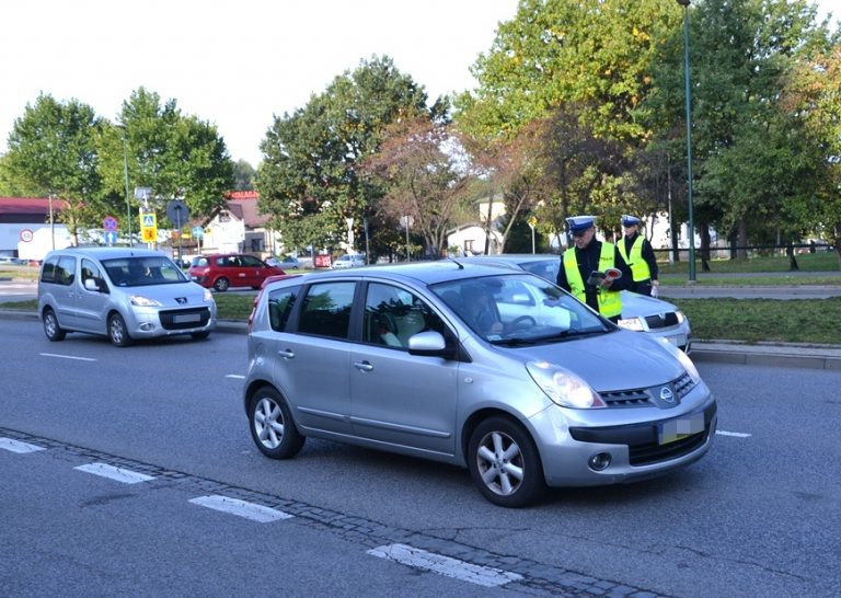 Zastanawiasz się skąd dziś w mieście tylu policjantów? Przyczyną jest… Edward