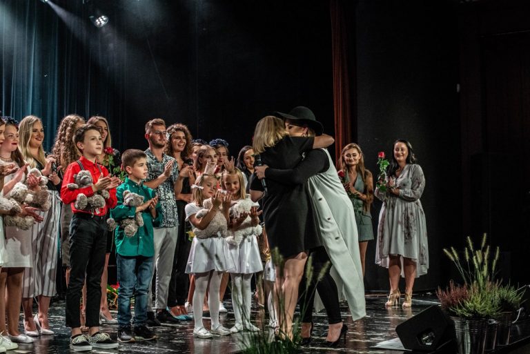 Przeżyjmy to jeszcze raz… czyli 15 lat sądeckiej kuźni wokalnych talentów