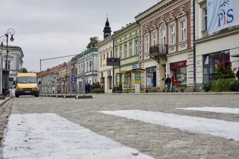UWAGA: znów zmiana organizacji ruchu na sądeckim Rynku! Przejedziemy ulicą Piotra Skargi
