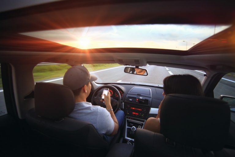 „Antypiraci” z sądeckiej drogówki zatrzymali 13 praw jazdy i 27 dowodów rejestracyjnych