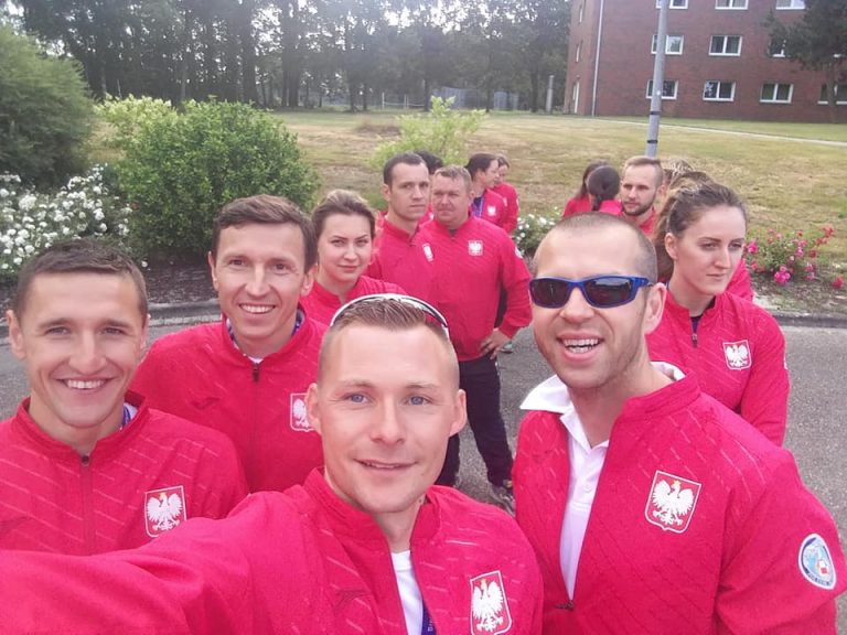 Nasz biegacz z mocnym debiutem na maratonie we Frankfurcie! „Duży kop”