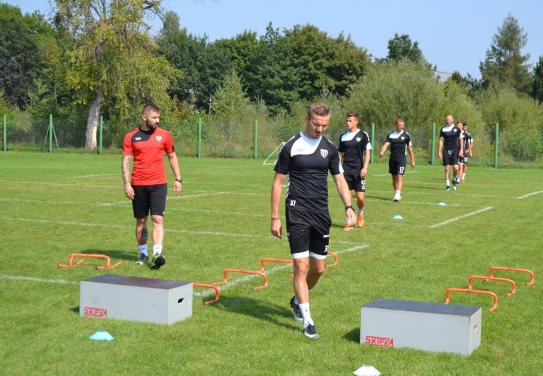 Co z tą Sandecją? Tu strefa spadkowa [Szurek na sportowo]