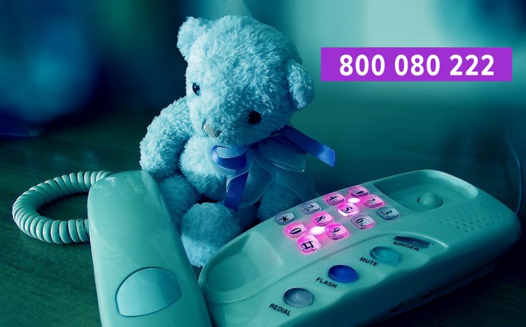 800 080 222. Zapamiętaj. I dzwoń, kiedy nadejdzie trudny czas!