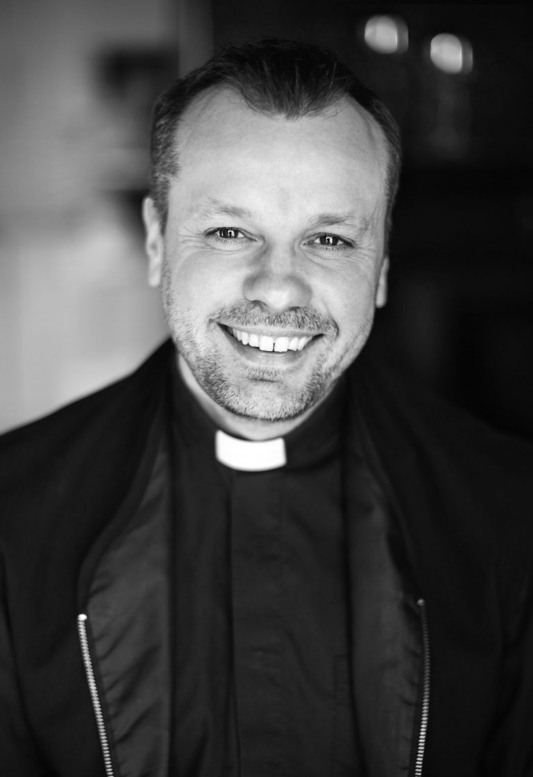 Ks. Wojciech Kowalski SJ: Czekając na Boże Narodzenie