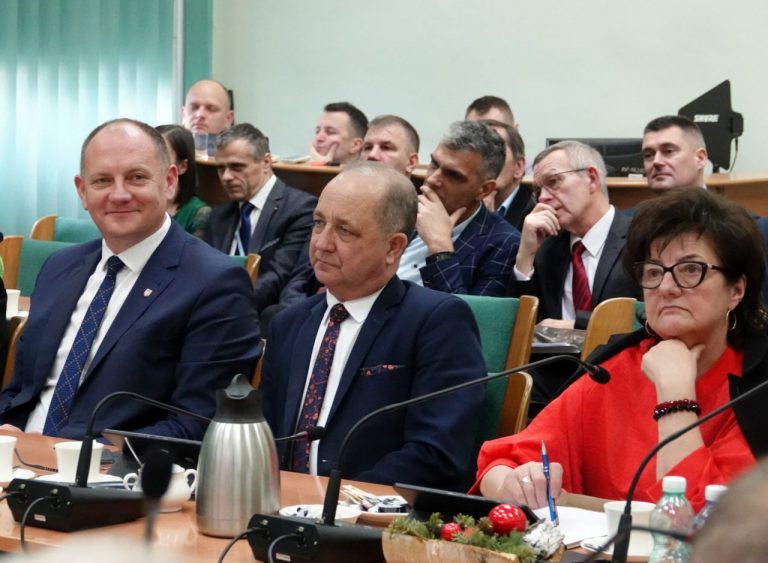 Budżet powiatu nowosądeckiego przyjęty jednogłośnie!