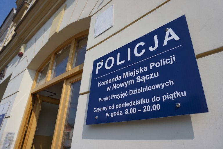 Idą święta. ,,Sklep z policją” otwarty będzie krócej