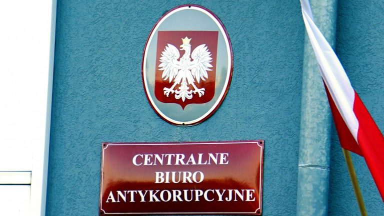 Były senator Stanisław K., jego syn Grzegorz, oraz dyrektor PFRON Marta M. zatrzymani