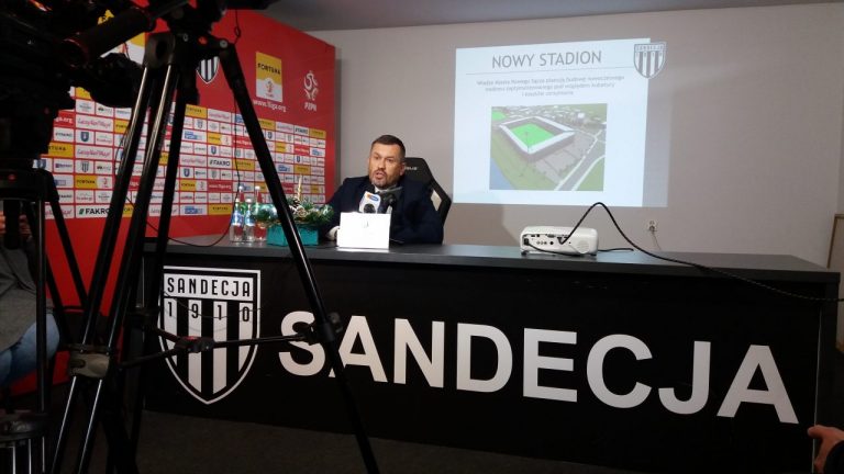 Prezes Sandecji będzie pracował w… klubie ekstraklasy? Odpowiedział nam
