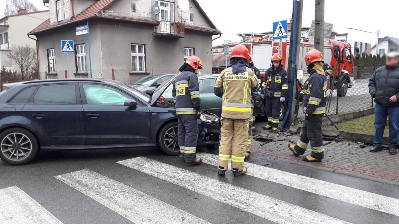 rozbite auta na ul. Paderewskiego